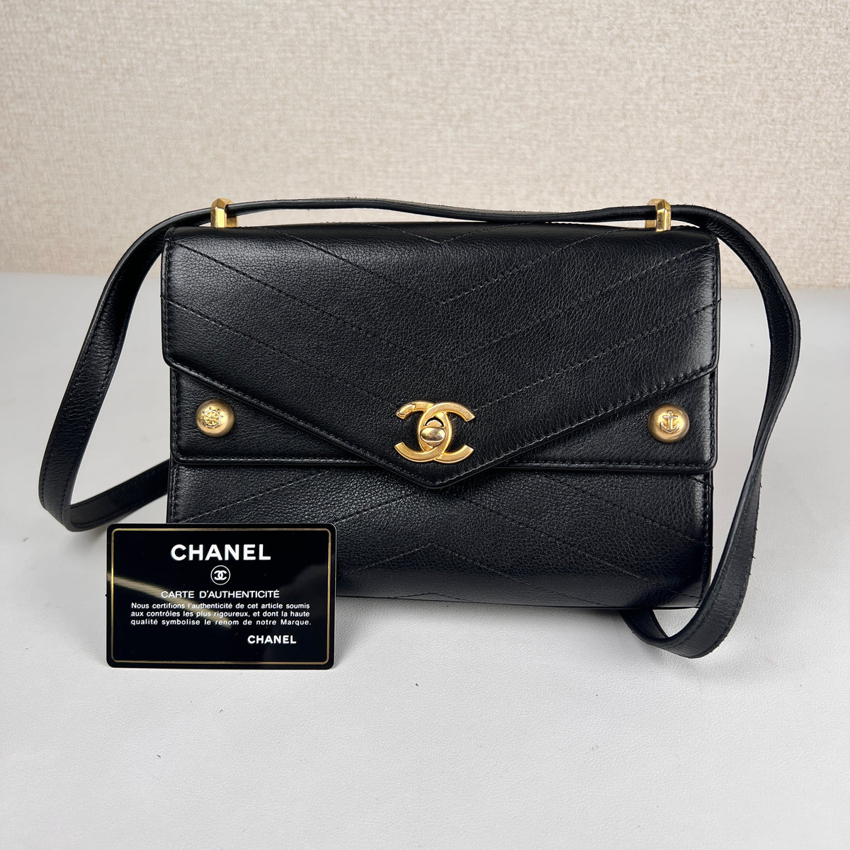 Chanel Black Shoulder Bags A-18575
