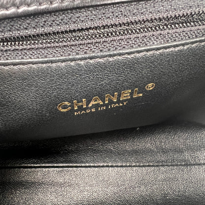 Chanel Black Shoulder Bags A-18575