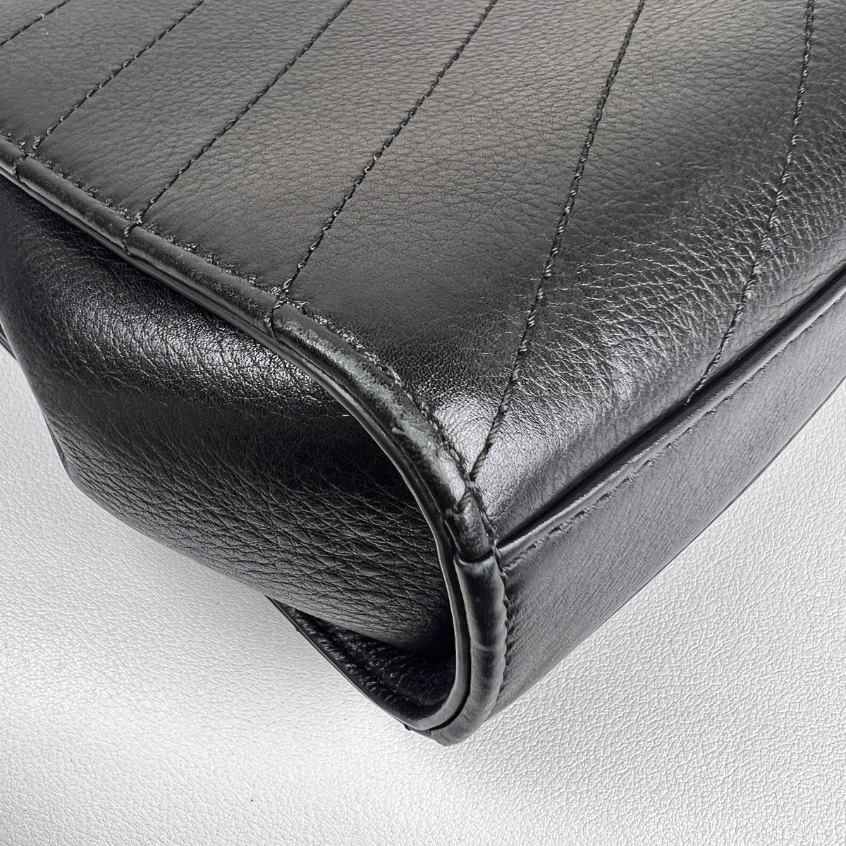 Chanel Black Shoulder Bags A-18575