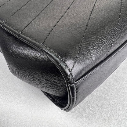 Chanel Black Shoulder Bags A-18575