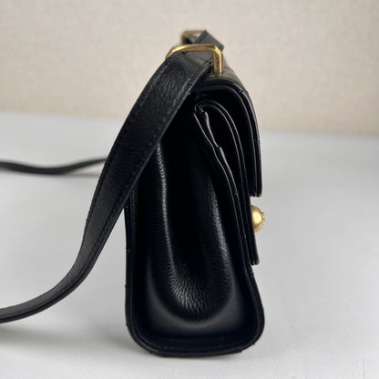 Chanel Black Shoulder Bags A-18575