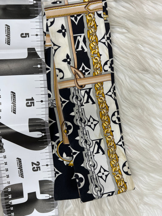 Louis Vuitton Multicolor Scarves A-18624