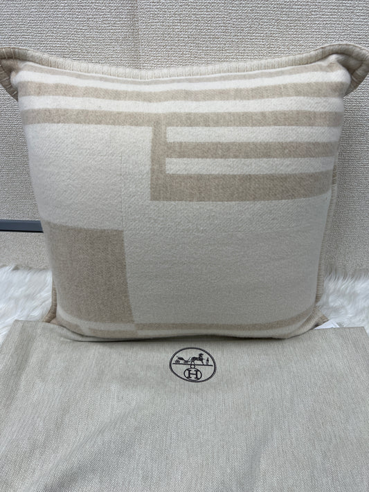 Hermes Beige A-18642