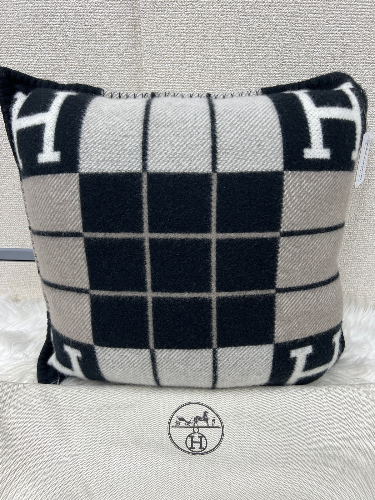 Hermes Black A-18643