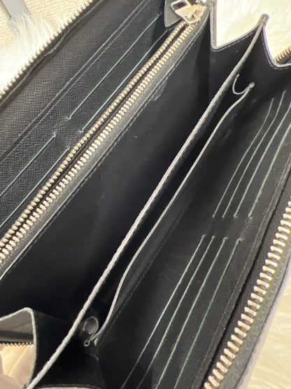 Louis Vuitton Gray Wallets A-18644