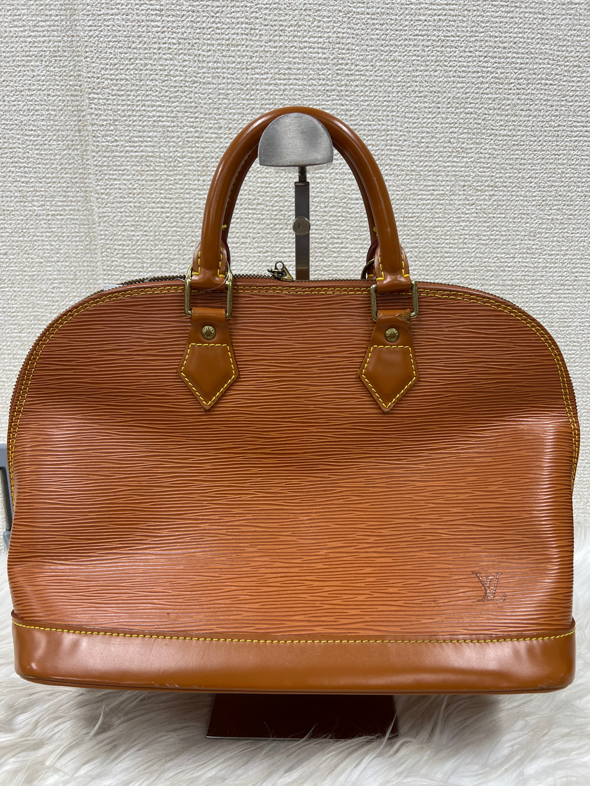 Louis Vuitton Brown Handle Bags A-18645