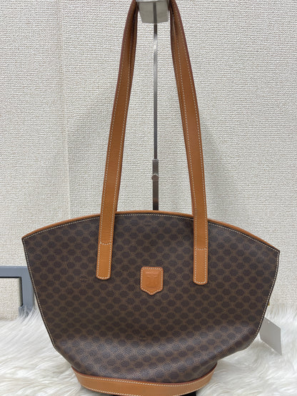 Celine Brown Shoulder Bags A-18649