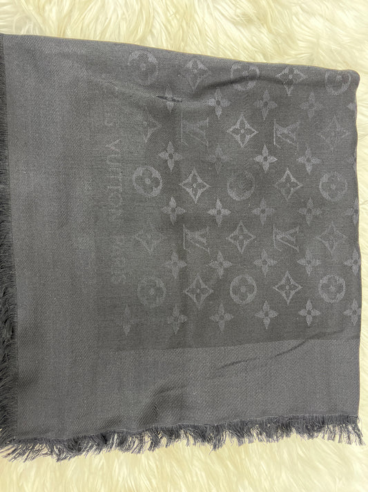 Louis Vuitton Black Scarves A-18653