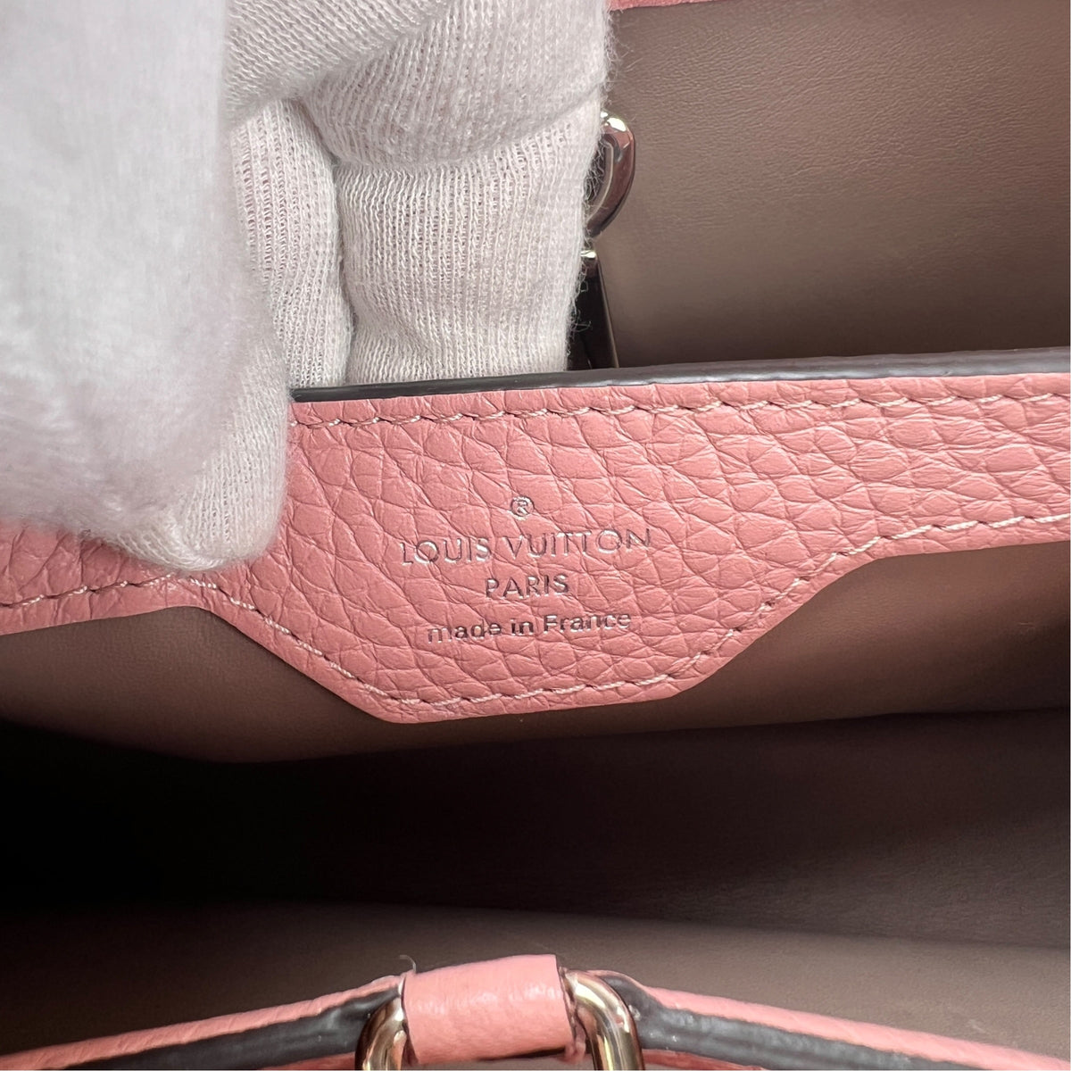 Louis Vuitton Pink Shoulder Bags A-18658