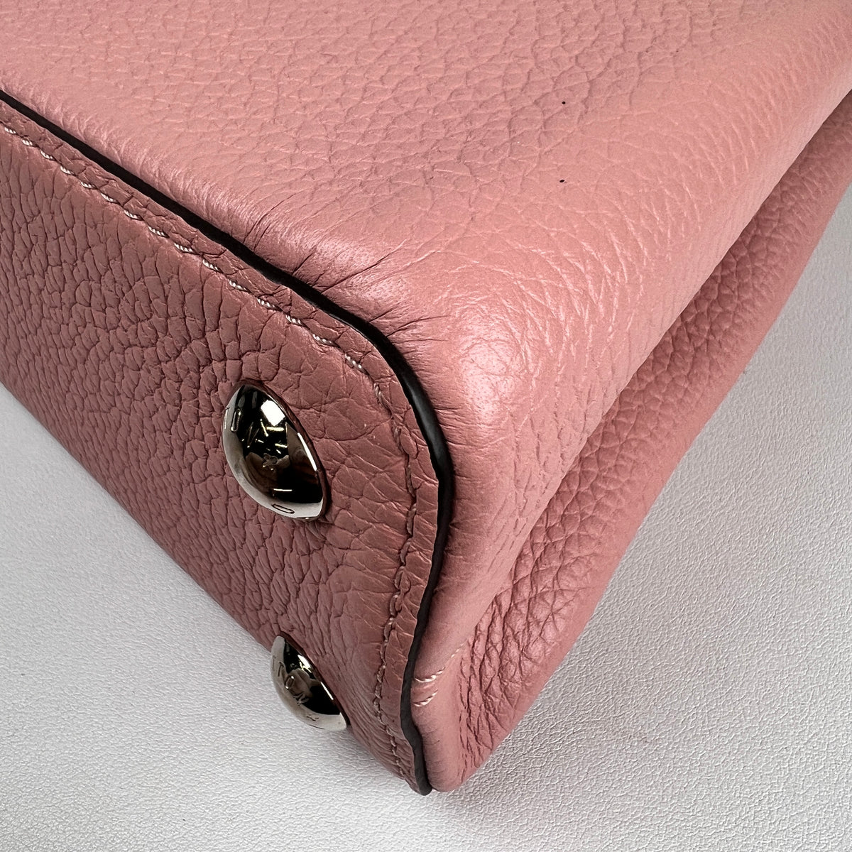 Louis Vuitton Pink Shoulder Bags A-18658