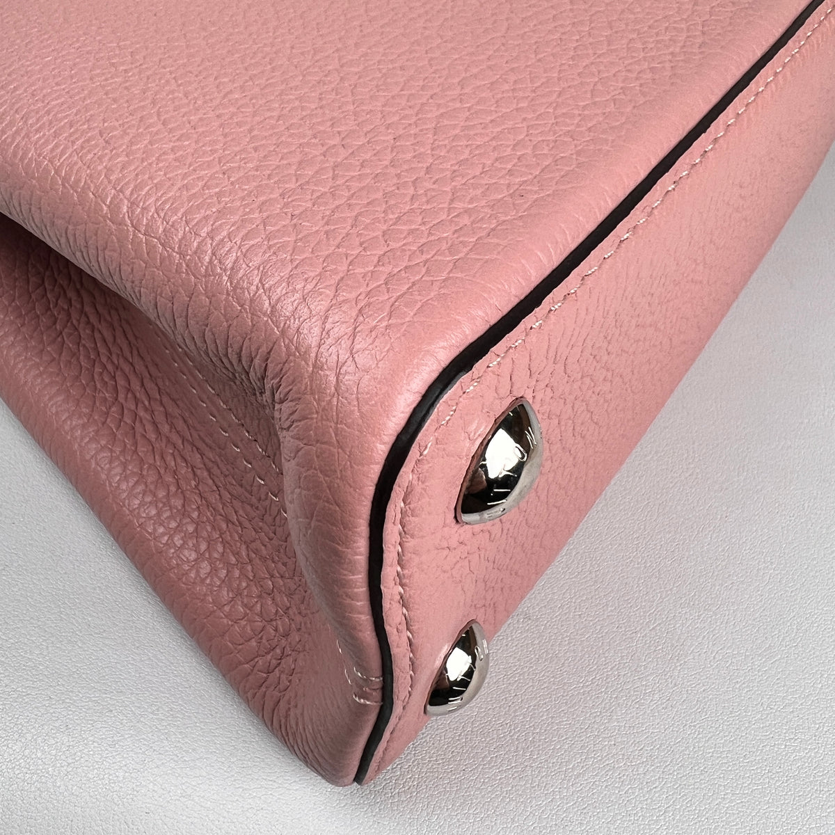 Louis Vuitton Pink Shoulder Bags A-18658