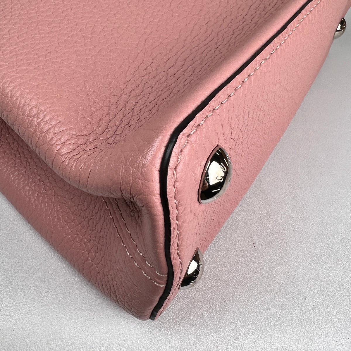 Louis Vuitton Pink Shoulder Bags A-18658