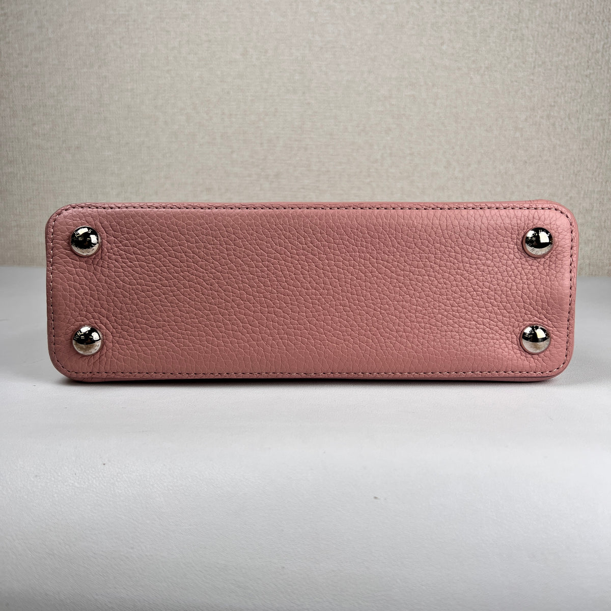 Louis Vuitton Pink Shoulder Bags A-18658
