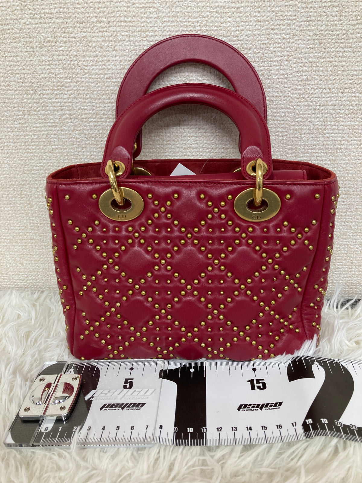 Chanel Bordeaux Shoulder Bags A-18659