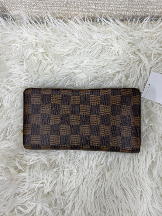 Louis Vuitton Brown Wallets A-18771