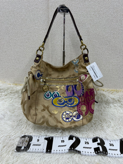 Coach Beige Shoulder Bags A-18778