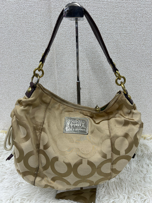 Coach Beige Shoulder Bags A-18778