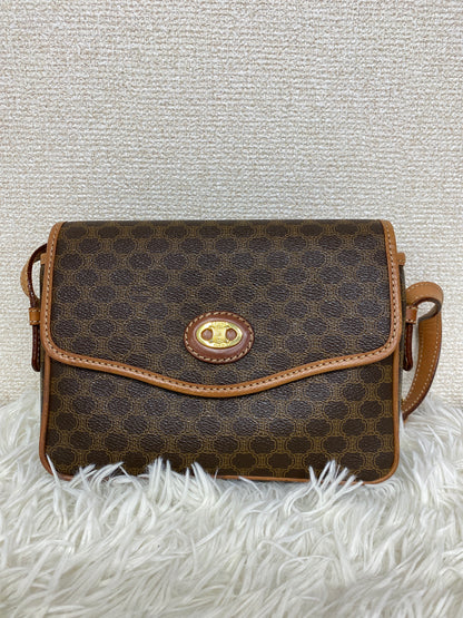 Celine Brown Shoulder Bags A-18840