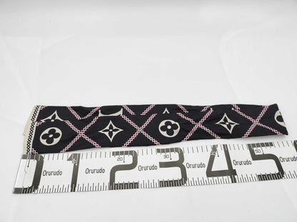 Louis Vuitton Black Scarves A-18849