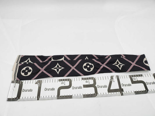 Louis Vuitton Black Scarves A-18849