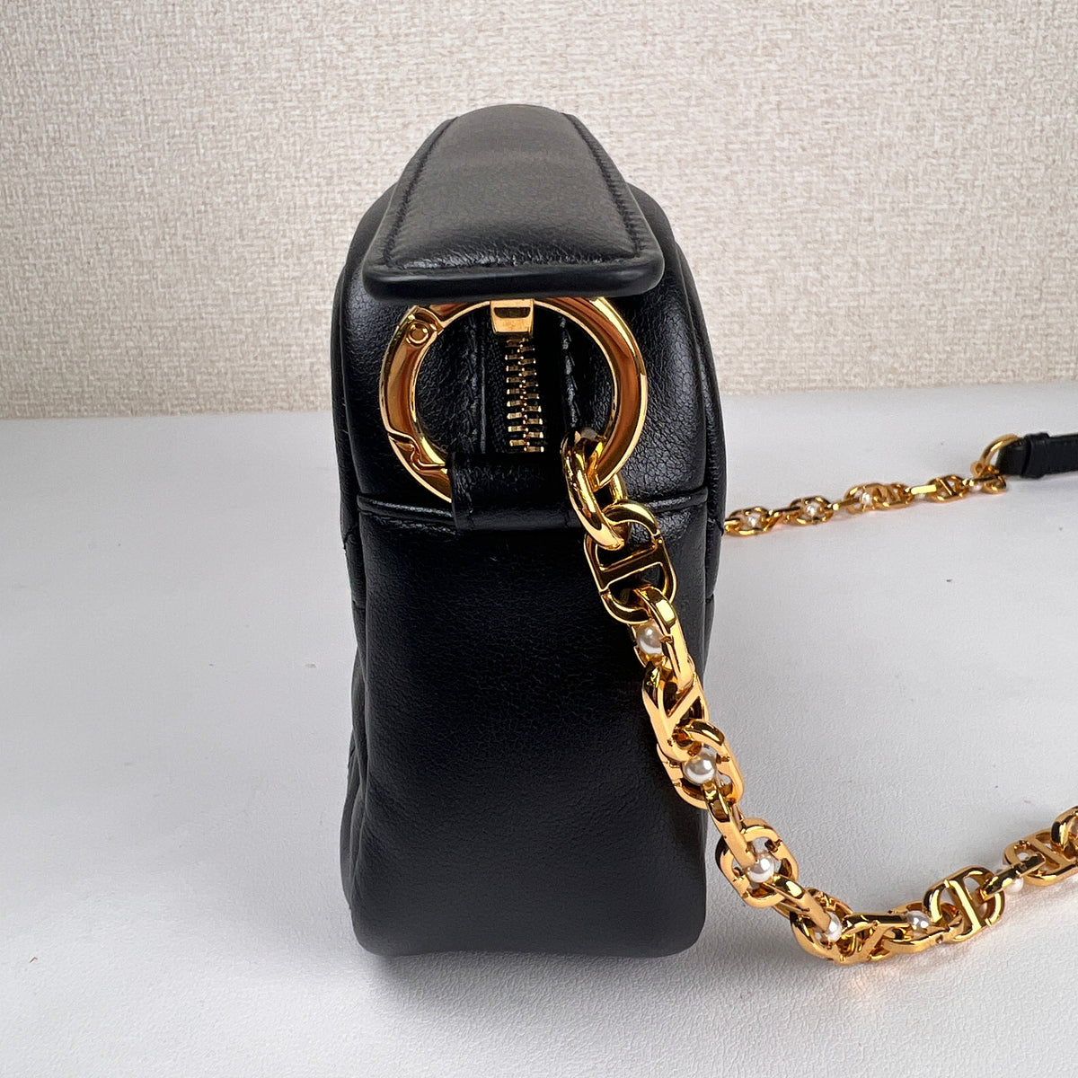 Dior Black Shoulder Bags A-18862
