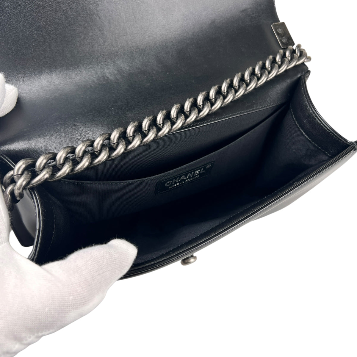 Chanel Black Shoulder Bags A-18865