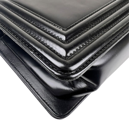 Chanel Black Shoulder Bags A-18865