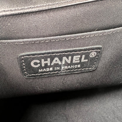 Chanel Black Shoulder Bags A-18865