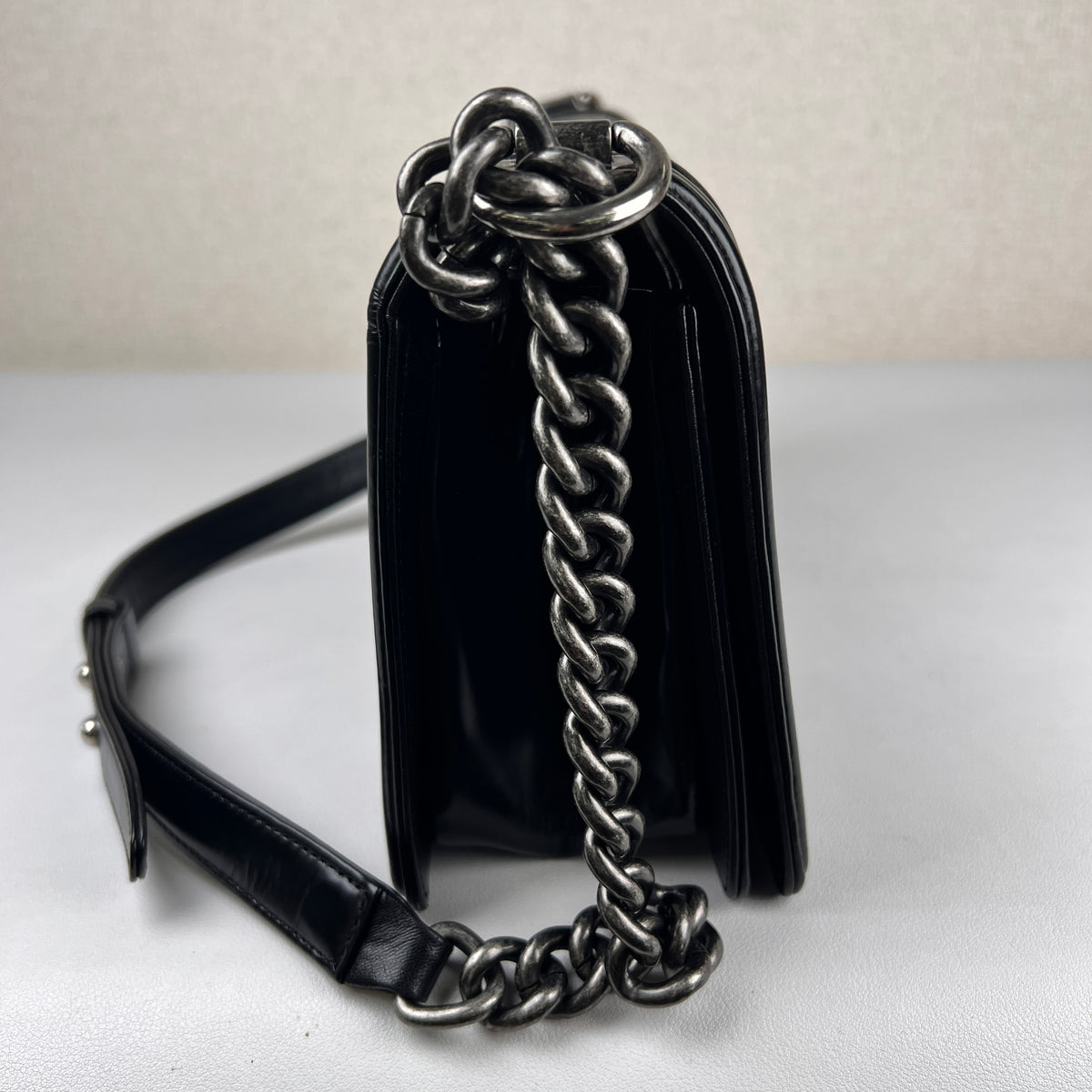 Chanel Black Shoulder Bags A-18865