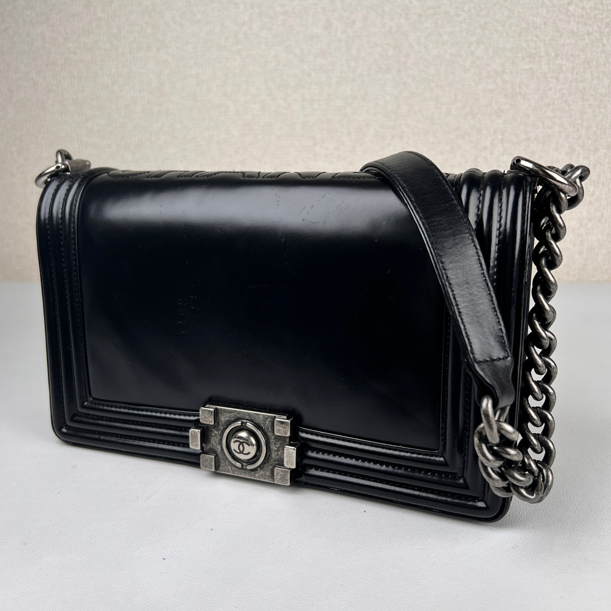 Chanel Black Shoulder Bags A-18865