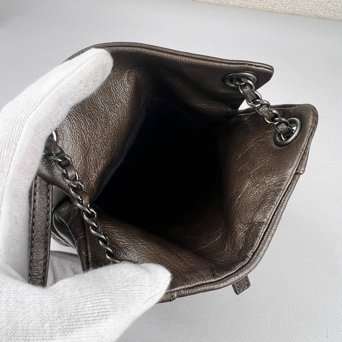 Chanel Brown Shoulder Bags A-18874