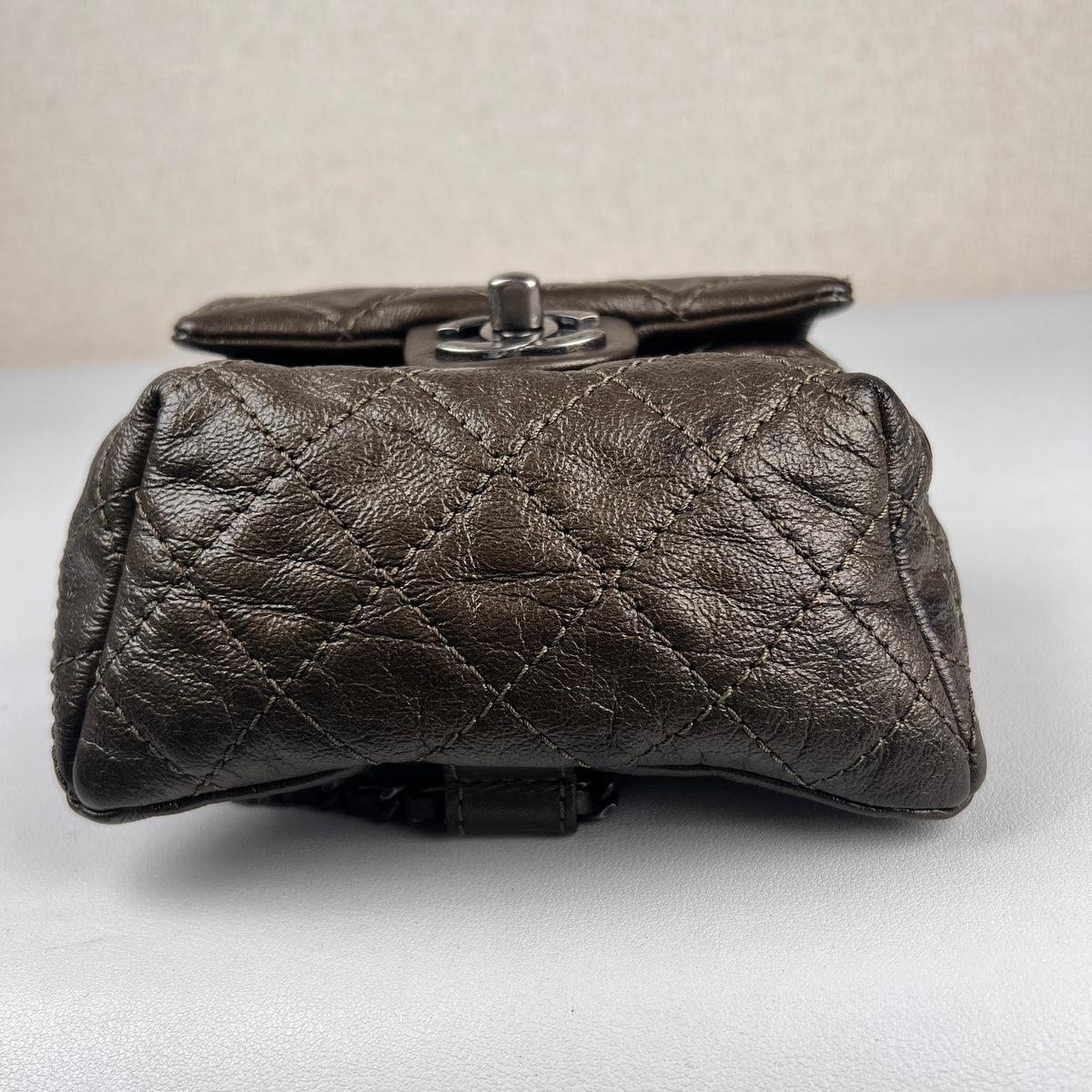 Chanel Brown Shoulder Bags A-18874