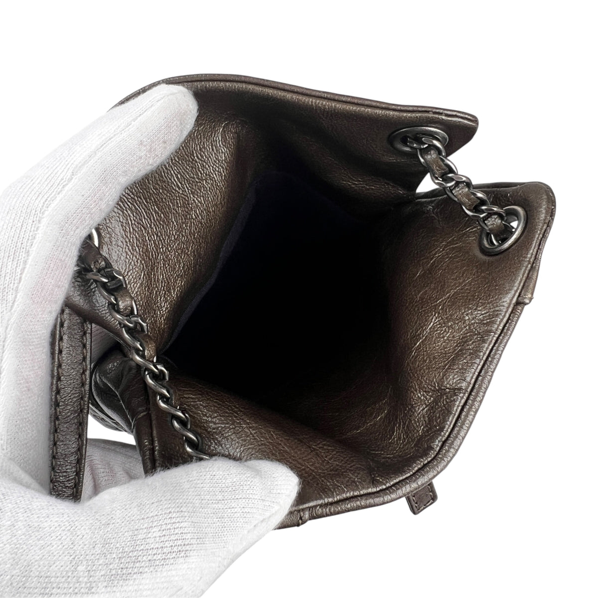 Chanel Brown Shoulder Bags A-18874
