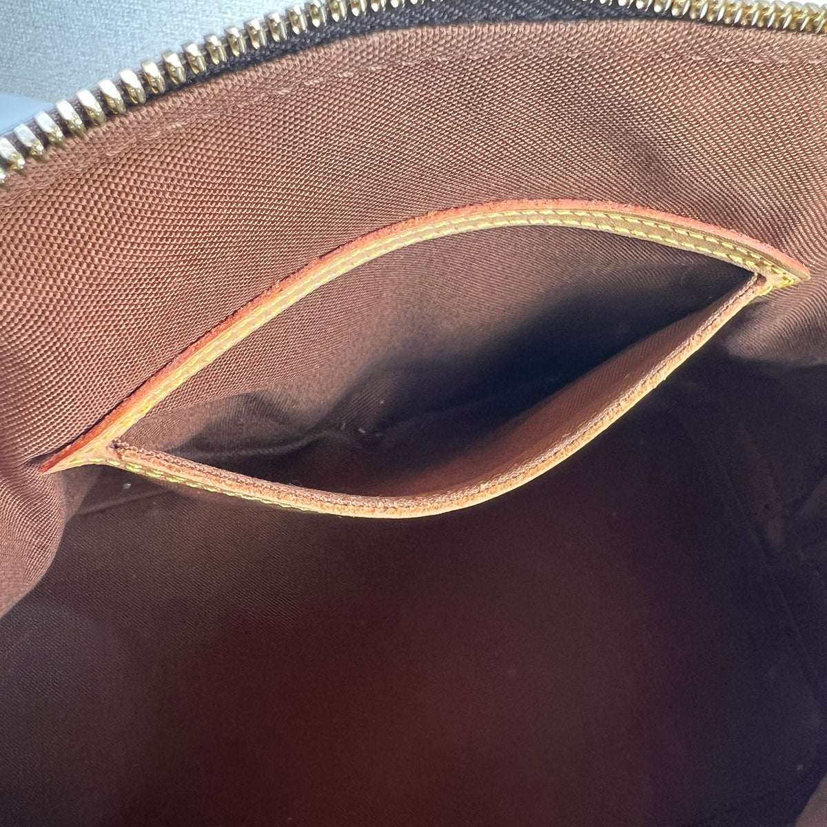 Louis Vuitton Brown Handle Bags A-18881
