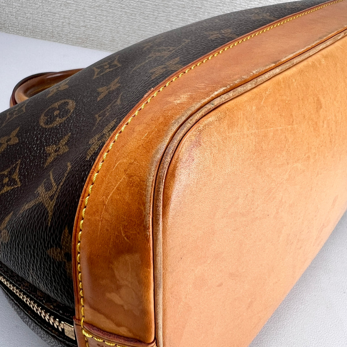 Louis Vuitton Brown Handle Bags A-18881