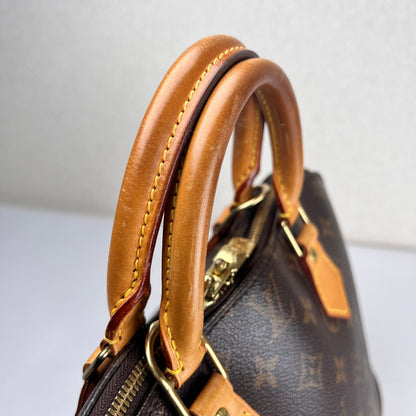 Louis Vuitton Brown Handle Bags A-18881