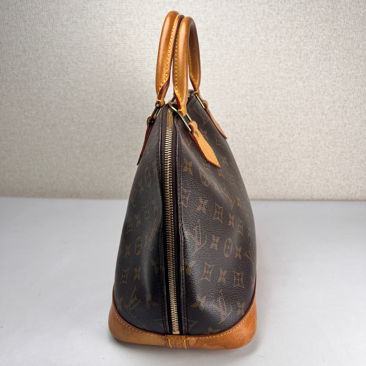 Louis Vuitton Brown Handle Bags A-18881