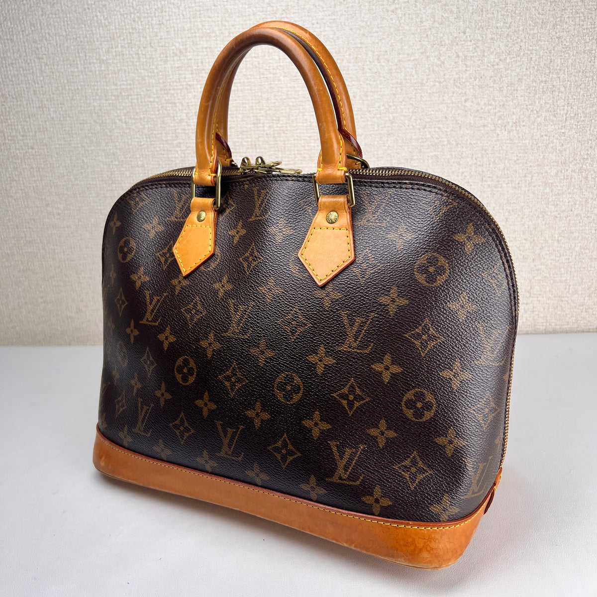 Louis Vuitton Brown Handle Bags A-18881
