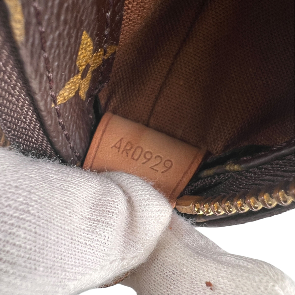Louis Vuitton Brown Tote Bags A-18882