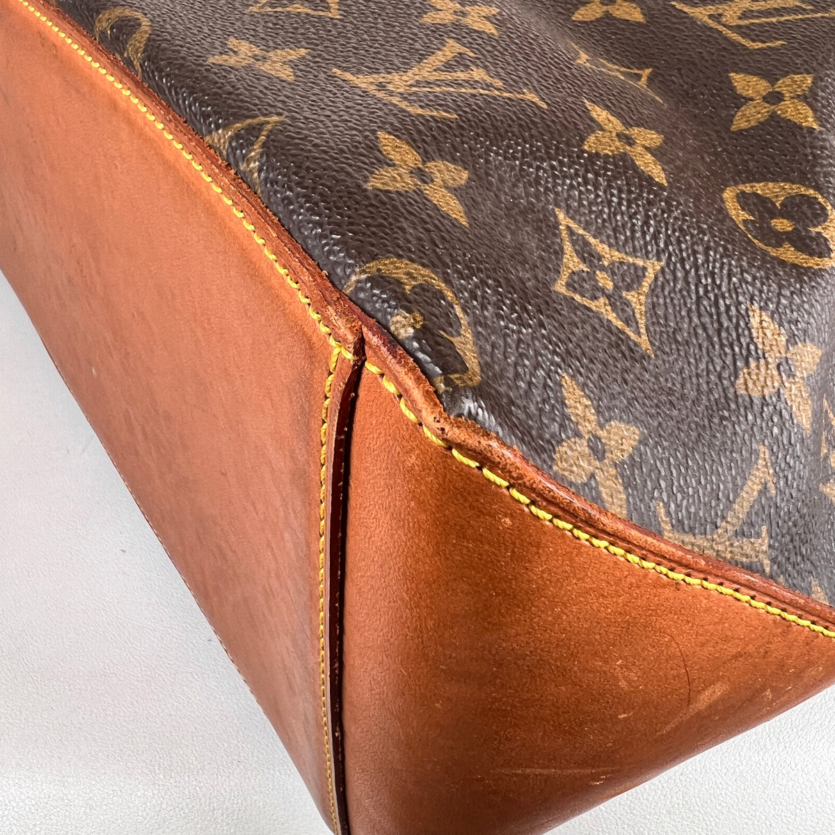 Louis Vuitton Brown Tote Bags A-18882