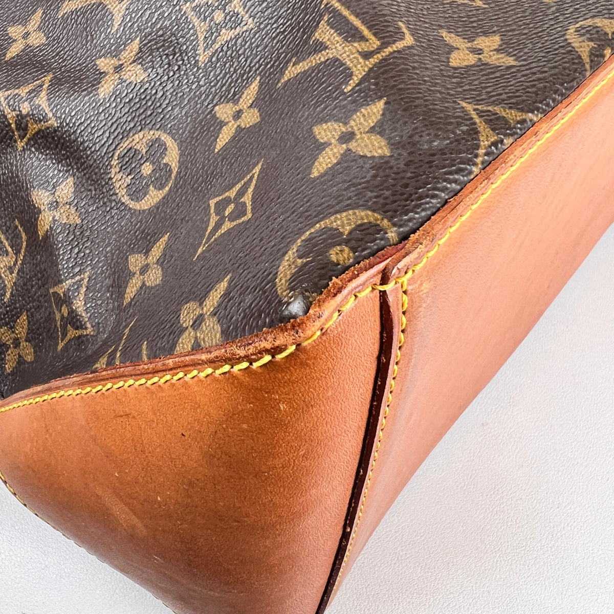 Louis Vuitton Brown Tote Bags A-18882