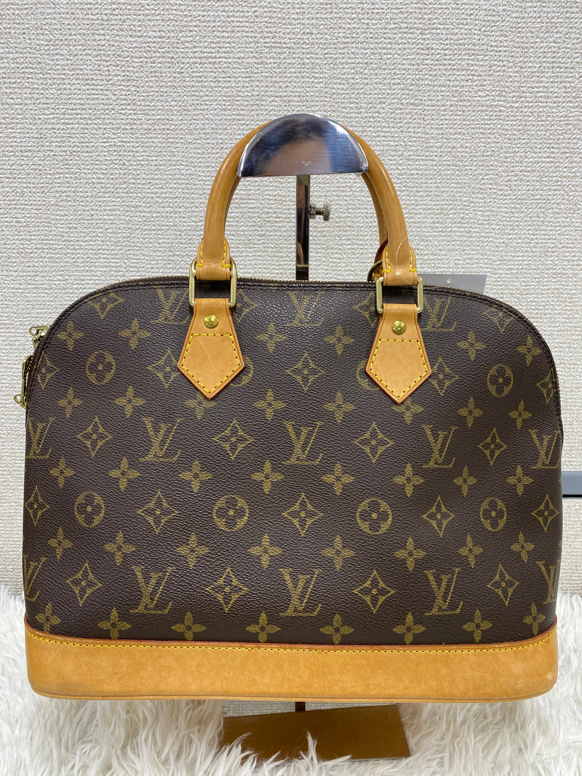 Louis Vuitton Brown Handle Bags A-18885