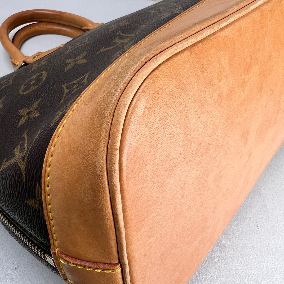 Louis Vuitton Brown Handle Bags A-18885