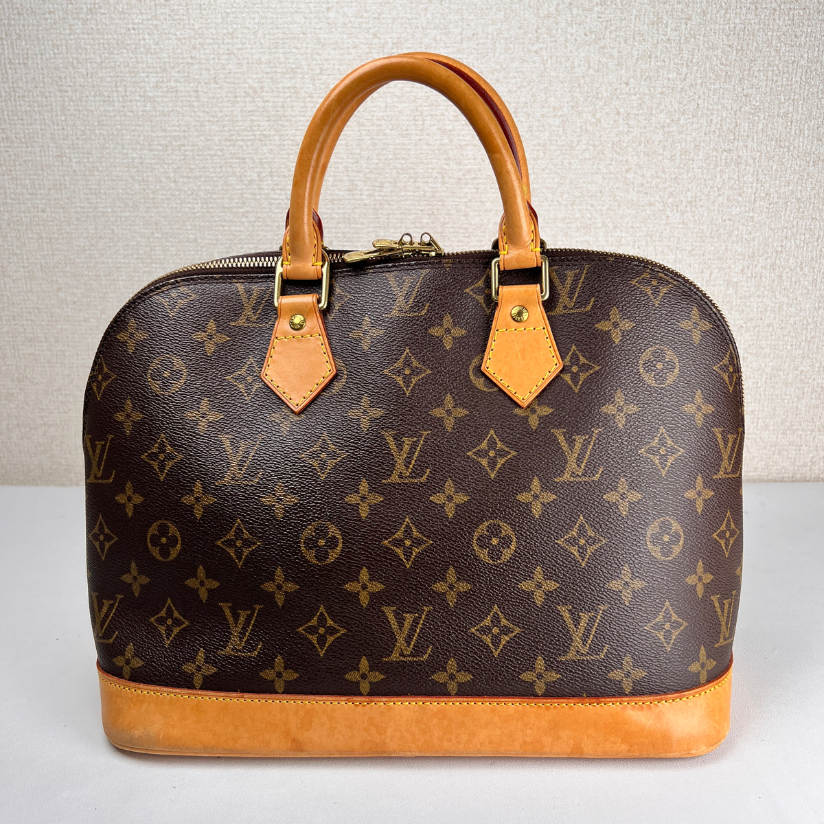 Louis Vuitton Brown Handle Bags A-18885