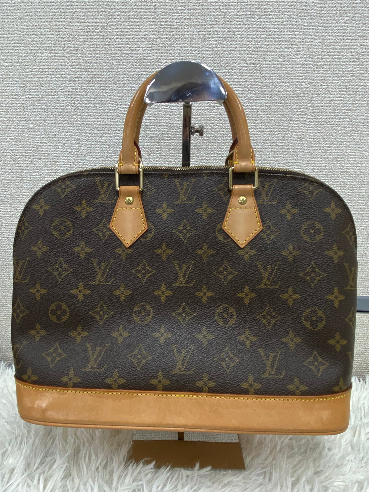 Louis Vuitton Brown Handle Bags A-18889