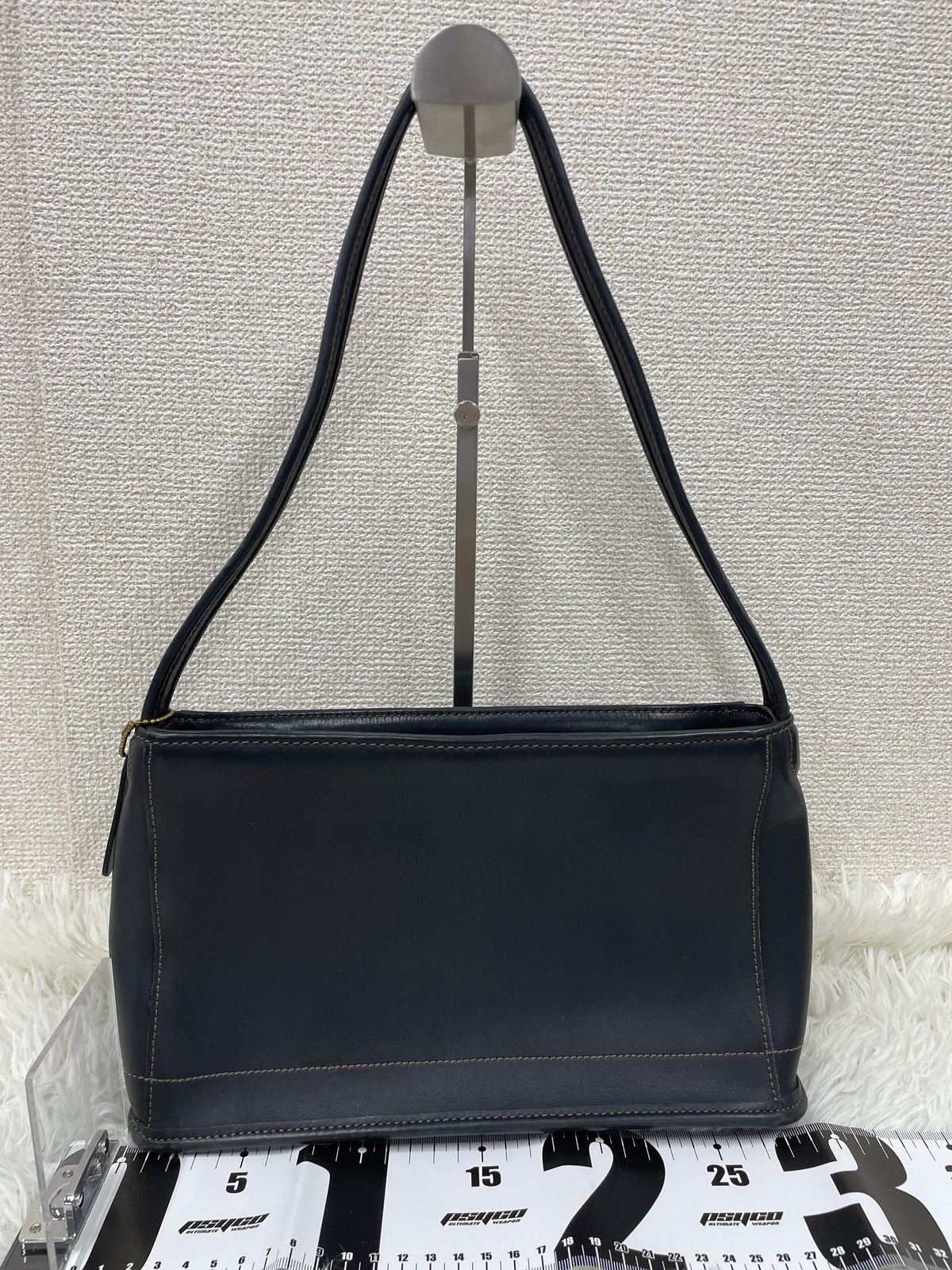 Coach Black Shoulder Bags A-18909