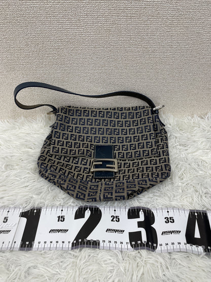 Fendi Navy Shoulder Bags A-18911