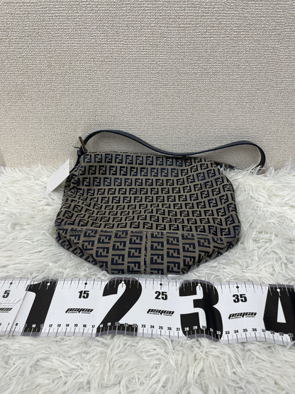 Fendi Navy Shoulder Bags A-18911