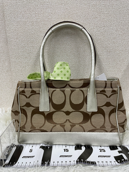 Coach Beige Tote Bags A-18922
