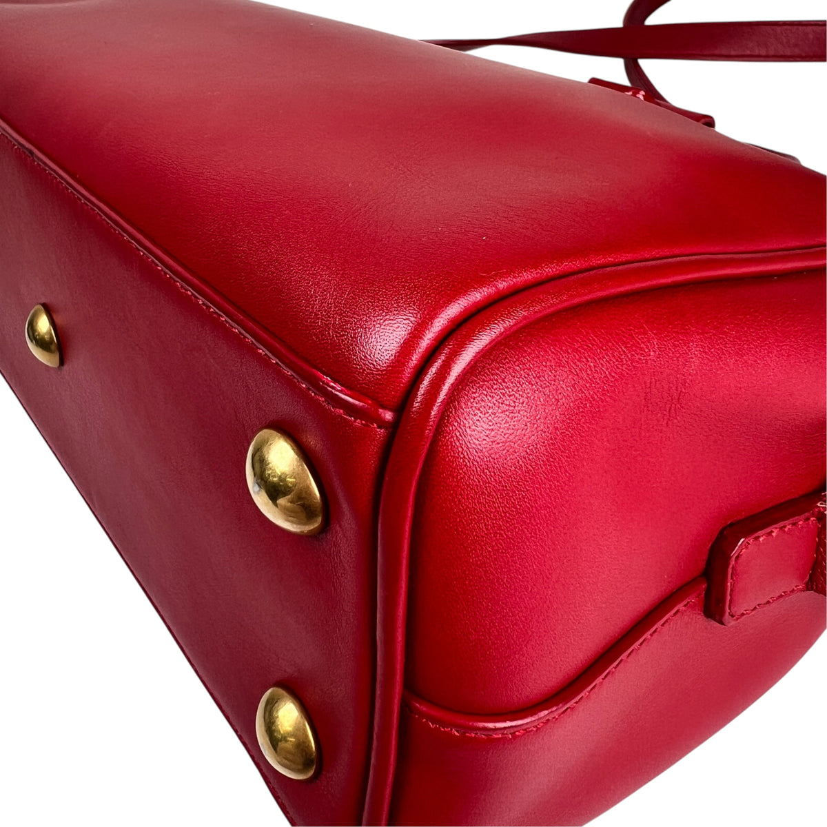 Saint Laurent Red Shoulder Bags A-18924